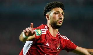 ناكر
      للجميل
      والأهلي
      صنع
      اسمه..
      محمود
      أبوالدهب
      يفتح
      النار
      على