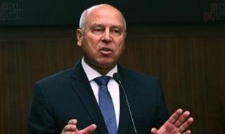 نائب
      رئيس
      الوزراء:
      تدريب
      مجانى
      لتأهيل
      سائقى
      الأتوبيسات
      والنقل
      الثقيل