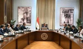 رئيس
      الوزراء
      يتابع
      جهود
      دعم
      صناعة
      الدواء
      في
      السوق
      المصرية
      ومؤشرات
      تطورها