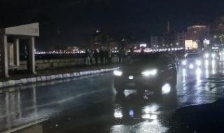 الثلوج
      تتساقط
      وأمطار
      رعدية
      تضرب
      الإسكندرية
      والمحافظة
      تعلن
      الطوارئ..
      فيديو