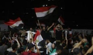 احتفالات
      في
      غزة
      بفوز
      منتخب
      مصر
      على
      استراليا
      والتأهل
      لثمن
      النهائي