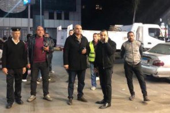 حملة مسائية بالدقى لرفع إشغالات الباعة الجائلين.. صور