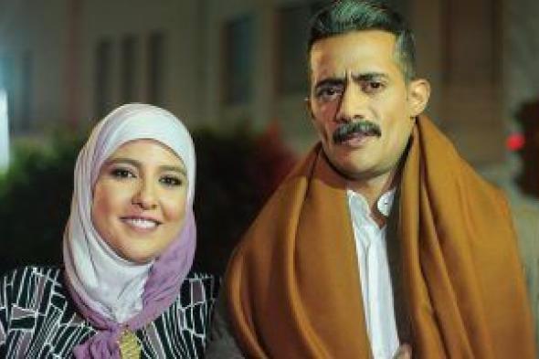 8 شاورما و2 مانجة.. خروجة رومانسية تجمع محمد رمضان ومى كساب فى "جعفر العمدة"