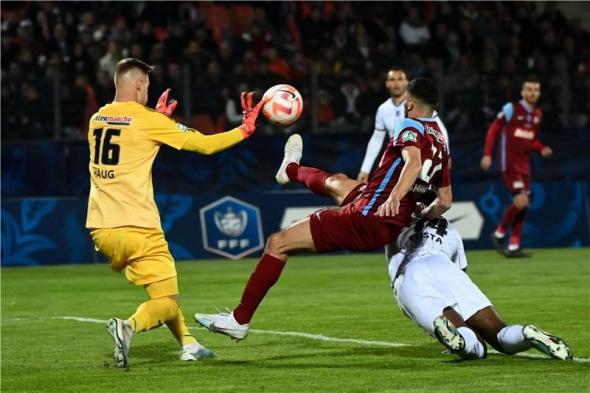تولوز يتأهل لنهائي كأس فرنسا ويضرب موعدًا مع نانتالخميس 06/أبريل/2023 - 11:25 م
نجح فريق تولوز في بلوغ نهائي بطولة كأس فرنسا، عقب فوزه على نظيره آنيسي بنتيجة 2-1، مساء اليوم الخميس، في الدور قبل النهائي من المسابقة.