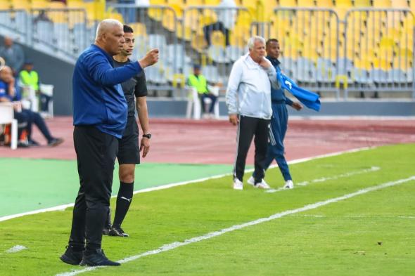 أول تعليق من ميمي عبد الرازق بعد فوز المصري على الاتحاد السكندريالإثنين 22/مايو/2023 - 11:12 م
عقب الفوز في مباراة اليوم على الاتحاد السكندري، أكد ميمي عبد الرازق المدير الفني للفريق الأول للكرة بالنادي المصري سعادته بتحقيق الفوز في تلك المباراة التي رفعت رصيد المصري