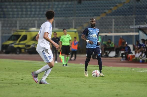 الدوري المصري، بيراميدز يتعادل أمام سموحة 2/2 في الشوط الأولالأربعاء 28/يونيو/2023 - 10:45 م
الدوري الممتاز، تقدم فريق سموحة على بيراميدز بهدفين مقابل هدف خلال لقاءهما علي استاد الدفاع الجوي في إطار مواجهات الجولة ٣٢ من بطولة الدوري.