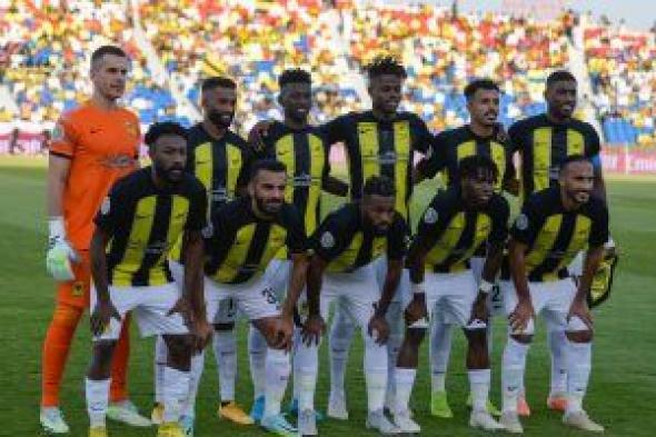 الاتحاد ضد الهلال.. العميد يقلص الفارق إلى 2-1 ويشعل اللقاء "فيديو"