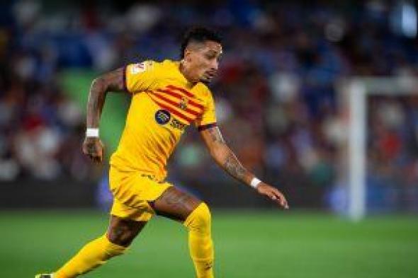 طرد رافينيا في شوط سلبي بين برشلونة وخيتافي بالدوري الإسباني