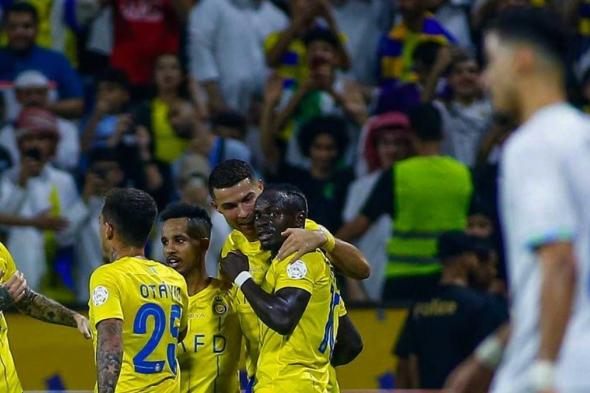 "هاتريك" رونالدو يقود النصر إلى اكتساح الفتح بخماسية