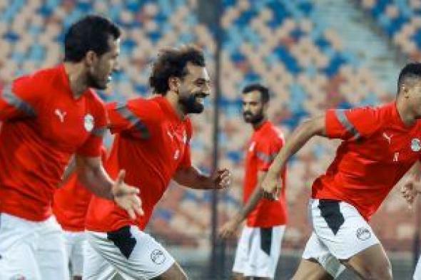 محمد صلاح يقود تدريب لاعبى منتخب مصر استعدادا لودية تونس.. صور