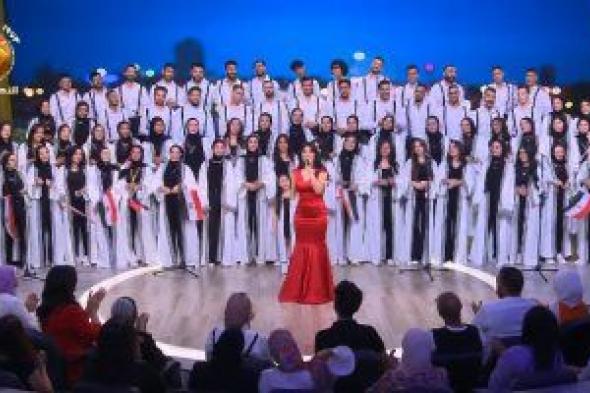 صابرين النجيلي تغنى "مصر اليوم فى عيد" فى "معكم منى الشاذلى" وتحيى موطنها البحيرة