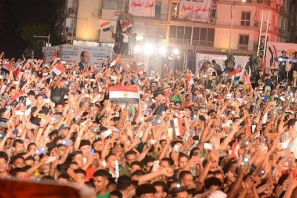بالصور.. إيهاب توفيق يحيي حفل دعم ترشح الرئيس السيسي لانتخابات الرئاسة بميدان الجلاء