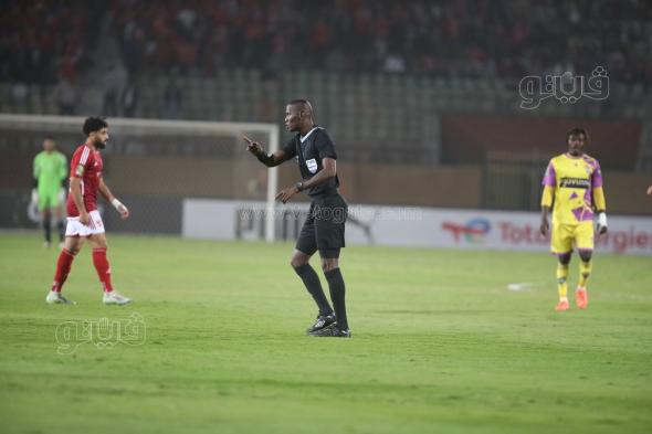 دوري أبطال أفريقيا، حسين الشحات يضيف الهدف الثاني للأهلي في شباك ميدياماالسبت 25/نوفمبر/2023 - 10:34 م
سجل حسين الشحات الهدف الثاني للأهلي في الدقيقة 75 من مباراة الفريقين في دوري أبطال أفريقيا حيث تقام المباراة على ملعب السلام بالجولة الأولى من منافسات المجموعة الرابعة