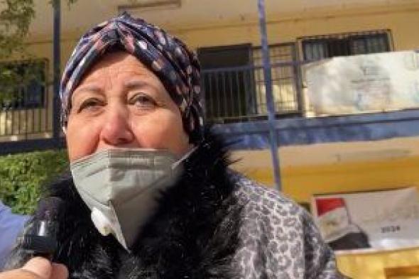سيدة مسنة: أنا جاية أنتخب حبيبي وحبيب المصريين وتوجه رسالة خاصة للشباب