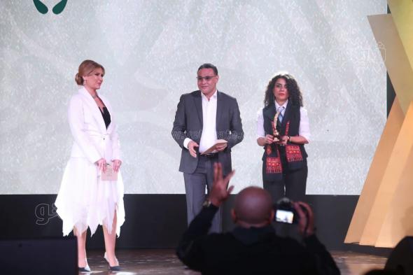 جائزة ساويرس الثقافية، أسماء الفائزين بفرع الرواية لكبار وشباب الأدباءالإثنين 08/يناير/2024 - 09:26 م
أعلنت جائزة ساويرس الثقافية ، في دورتها التاسعة عشرة عن الفائزين بفرع الجائزة في الرواية لكل من كبار الأدباء وشباب الأدباء،
