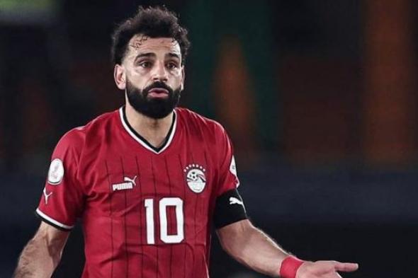 بسبب رئيس الشيشان وأمم أفريقيا، شائعات الاعتزال الدولي تطارد محمد صلاحالإثنين 15/يناير/2024 - 10:51 م
شهدت الساعات الماضية، أنباء حول نية محمد صلاح نجم منتخب مصر وليفربول الإنجليزي، اعتزال اللعب الدولي بعد أمم أفريقيا التي تقام حاليا في كوت ديفوار، في حالة فشل الفراعنة في الفوز باللقب.