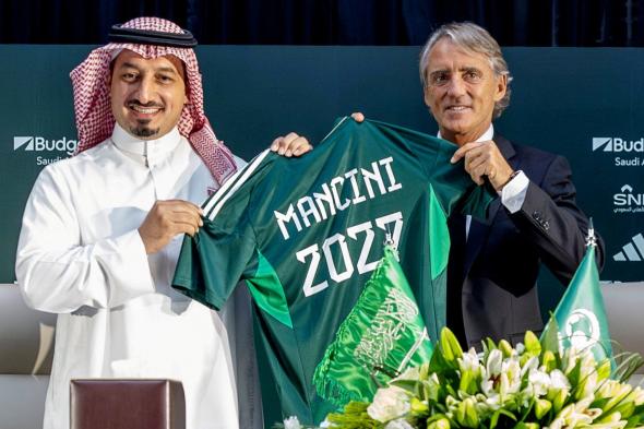 الغنام والعقيدي يردان على مانشيني ويكشفان حقيقة رفضهما اللعب ل«الأخضر»