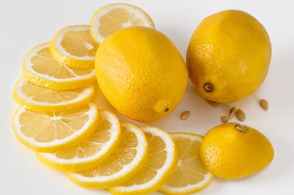 فوائد لعصير الليمون بالعسل الدافئ في رمضان … تعرف عليها