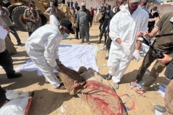مفوض أممي يشعر بالذّعر من تقارير عن مقابر جماعية بمستشفيين في غزّة