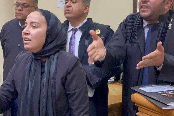 بعد إحالة أوراقه للمفتي، القصة كاملة لمقتل مسنة على يد ممرض بالإسماعيليةالأربعاء 24/أبريل/2024 - 09:04 م
بعد 9 أشهر من واقعة مقتل سيدة وربة منزل وأم داخل منزلها بمنطقة أبو عيادة بمركز التل الكبير على يد ممرض تنتصر العدالة للضحية
