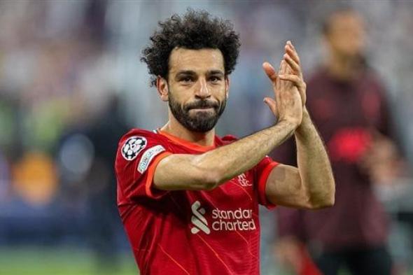 تقارير تكشف حجم ثروة محمد صلاح الضخمة من كرة القدم والتجارةالجمعة 31/مايو/2024 - 11:05 م
تحول النجم المصري محمد صلاح إلى أيقونة لنادي ليفربول منذ انضمامه للفريق الإنجليزي العريق قادما من روما مقابل 36 مليون جنيه استرليني في 2017.