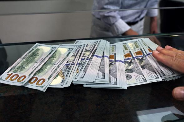 الدولار يصعد مدعوماً بارتفاع عوائد السندات الأميركية