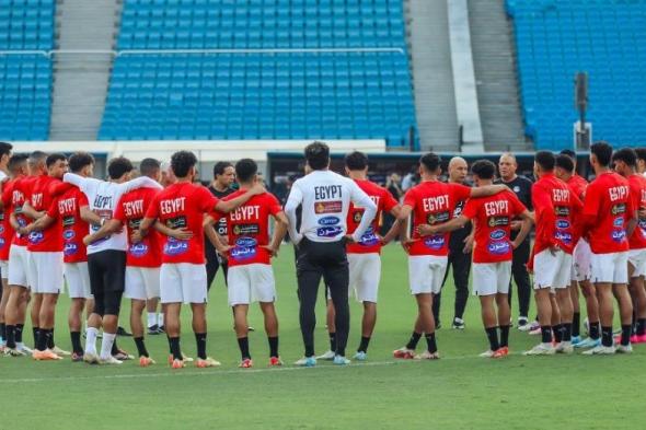 6 لاعبين من الأهلي و5 زمالك في قائمة منتخب مصر بمعسكر نوفمبرالسبت 09/نوفمبر/2024 - 10:48 م
شهدت قائمة منتخب مصر الأول لكرة القدم، التي أعلنها الجهاز الفني، قبل قليل، تواجد 6 لاعبين من الأهلي بينما ضمت 5 لاعبين من الزمالك