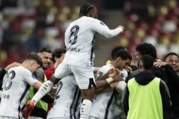 الننى يقود الجزيرة لنصف نهائى رابطة المحترفين الإماراتية بفوز على العين 4-2