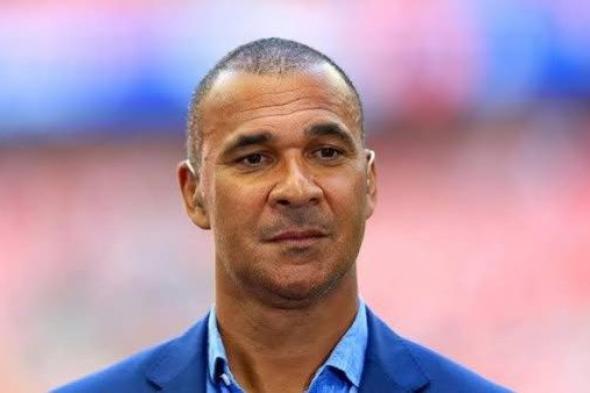 مقبرة
      النجوم..
      أسطورة
      هولندا
      يهاجم
      مانشستر
      يونايتد