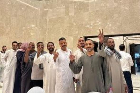 غلق
      لجان
      التصويت
      بدول
      الخليج
      فى
      المرحلة
      الأولى
      من
      انتخابات
      مجلس
      النواب
      (صور)